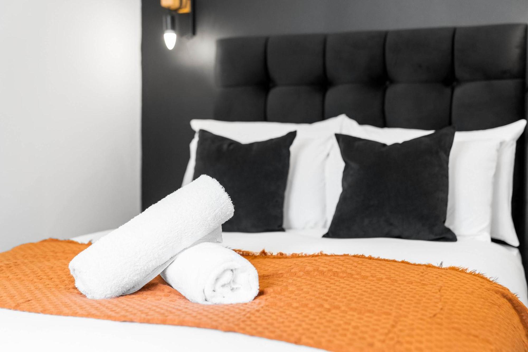 Stylish Apartment - Free Wifi & Netflix - On Street Parking - Double Bed - 49Ag Rowley Regis Buitenkant foto